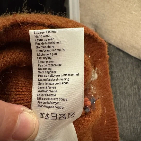 Molly Bracken Textured Eyelash Knit Sweater – Rust Orange (S) - Picture 9 of 11